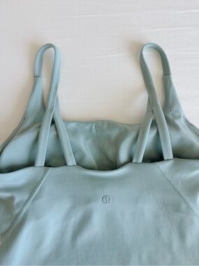 lululemon Strappy Nulu Shelf Tank Silver Blue SVBL Size 2